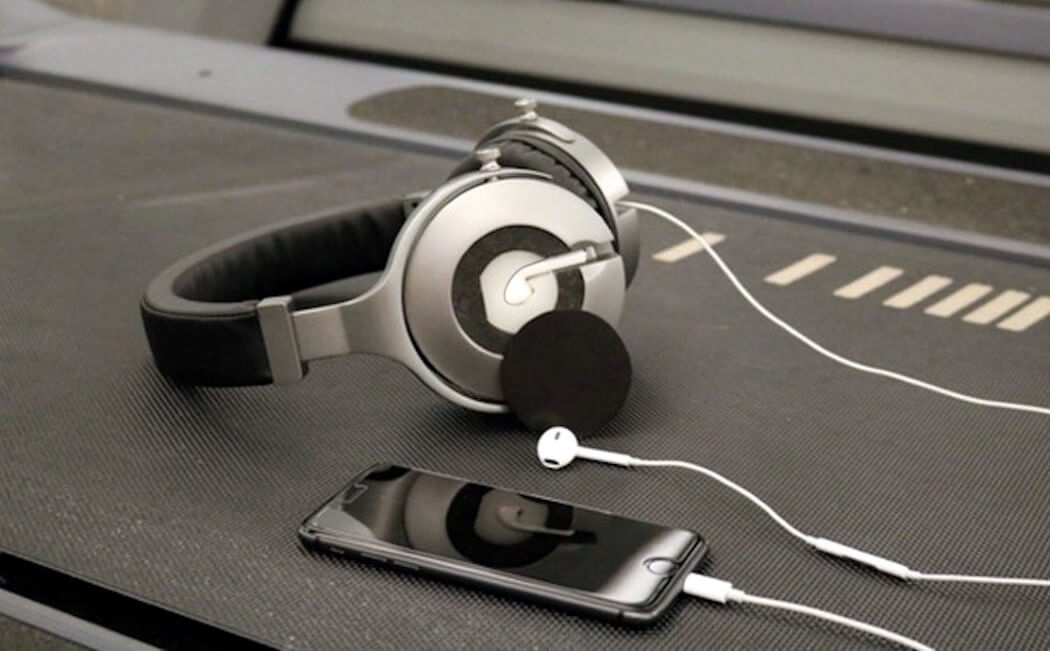 不同种类的耳机